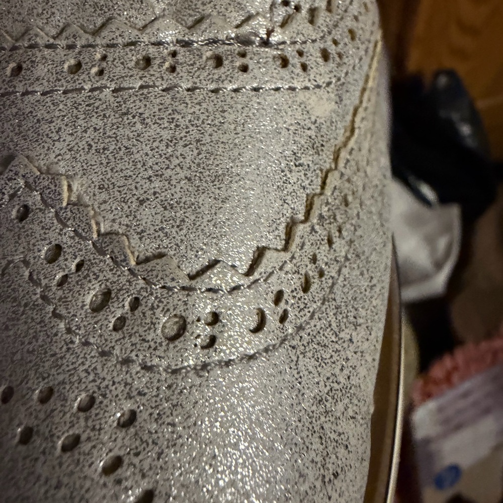 Chic Silver Women's Loafers - Picture 3 of 9